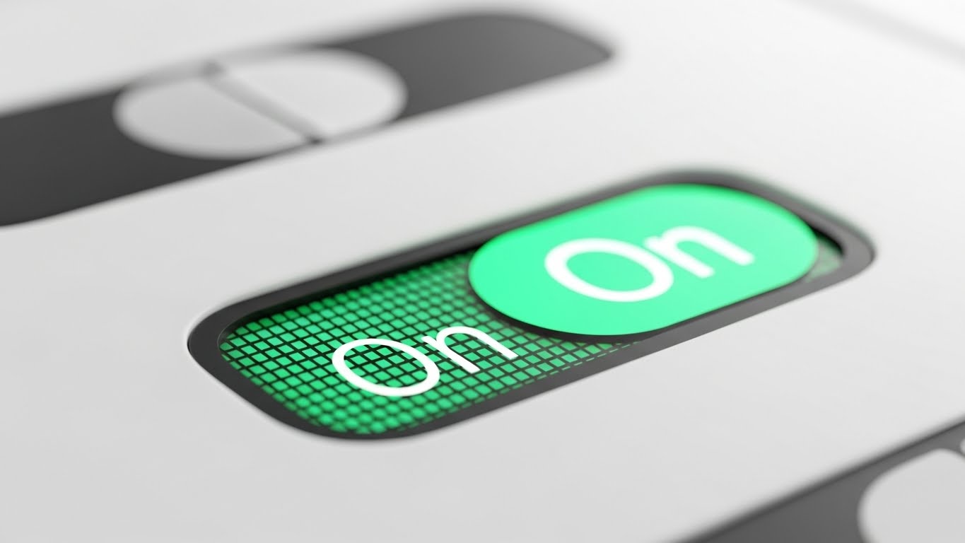 (Macro UI Micro-Interactions): Emerald Toggle Signaling Instant Activation